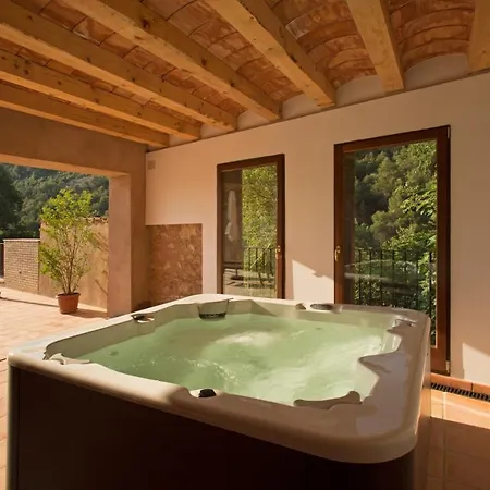 Cozy In With Pool *